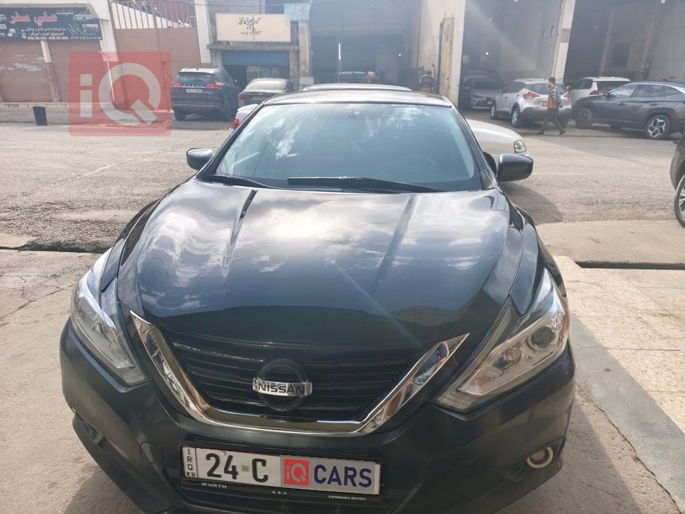 نيسان ألتيما